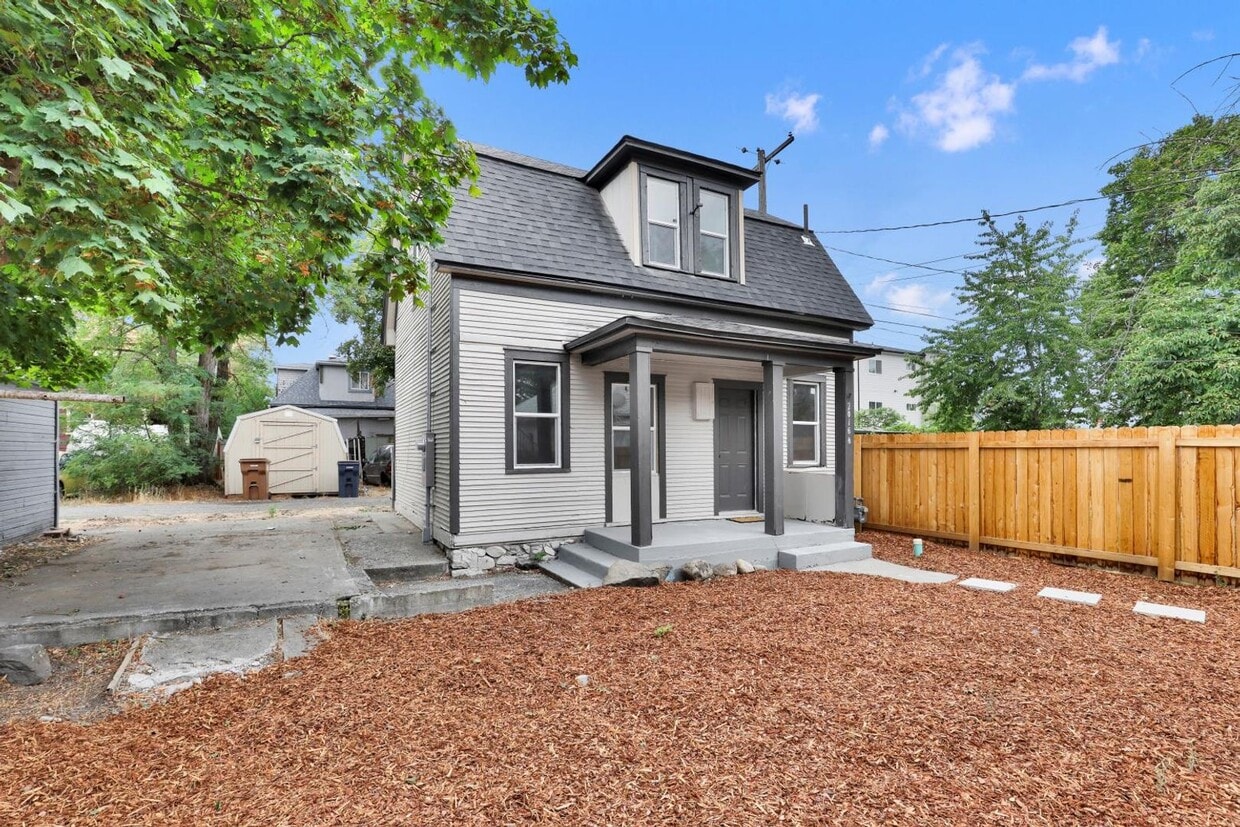 Primary Photo - Lovely 1-Bedroom Unit in the heart of Spokane