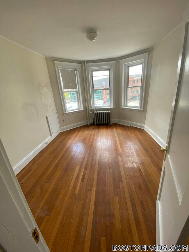 Building Photo - 1171 Boylston St