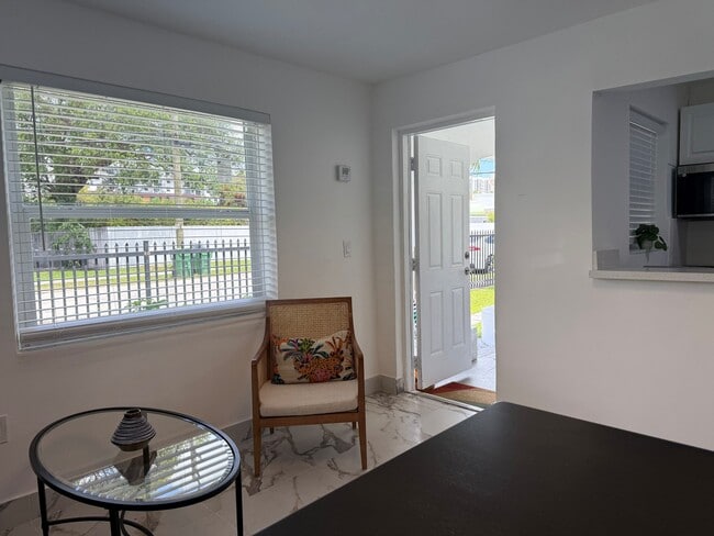 Building Photo - 11050 Biscayne Blvd