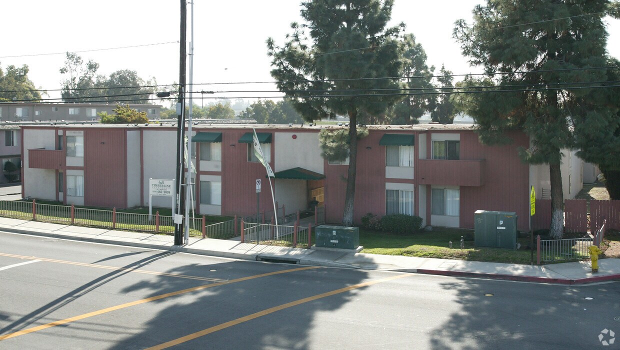 Foto del edificio - Timberline Apartments