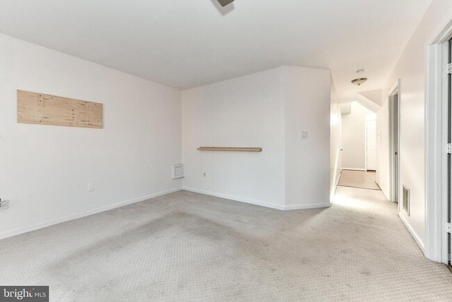 Building Photo - 6018 Callaway Ct