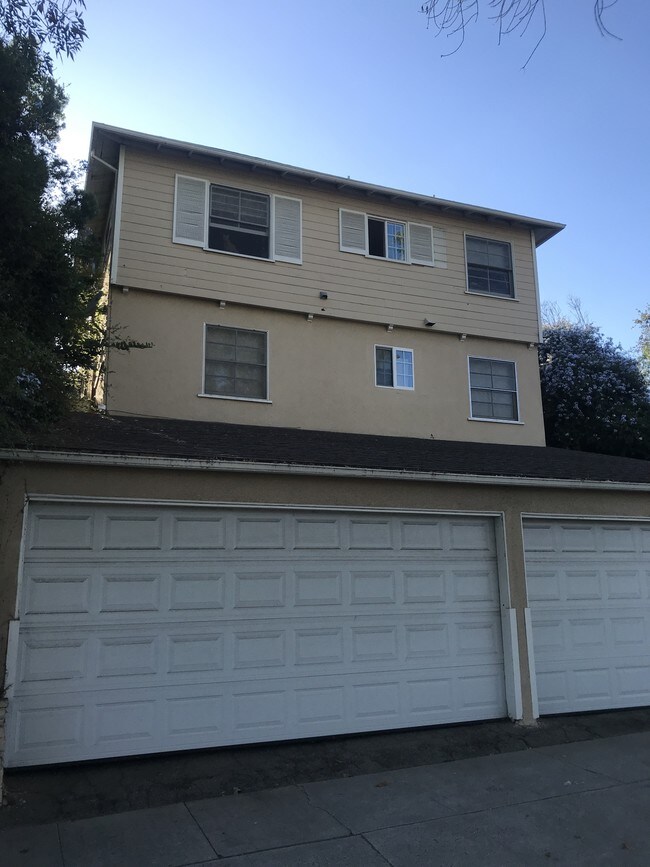 The top floor is your apartment; Just four blocks to Century City, garage parking included!!. - 1857 Pandora Ave