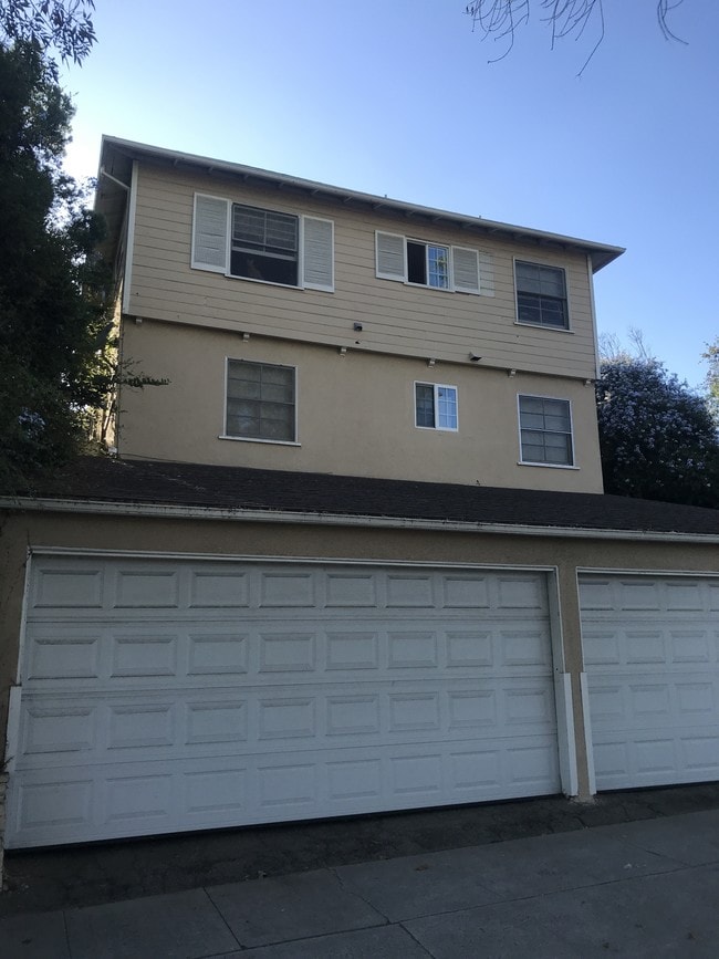 The top floor is your apartment; Just four blocks to Century City, garage parking included!!. - 1857 Pandora Ave