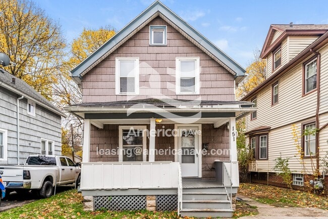 Building Photo - 151 Mohawk St