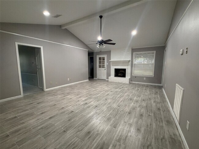 Foto del edificio - 3815 Avenue R