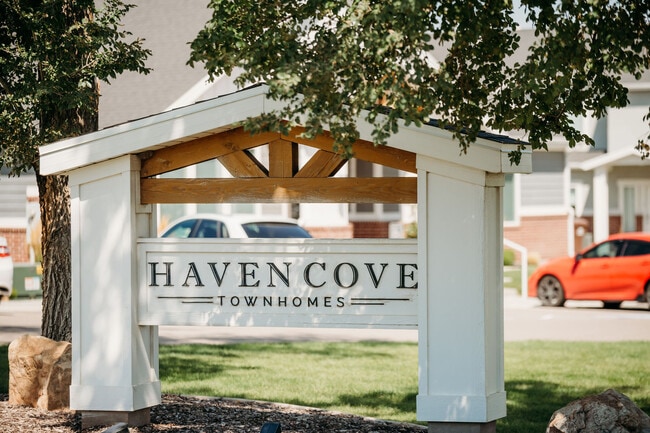 Building Photo - Haven Cove Townhomes