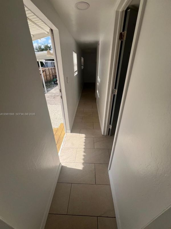 Foto del edificio - 13331 SW 8th St