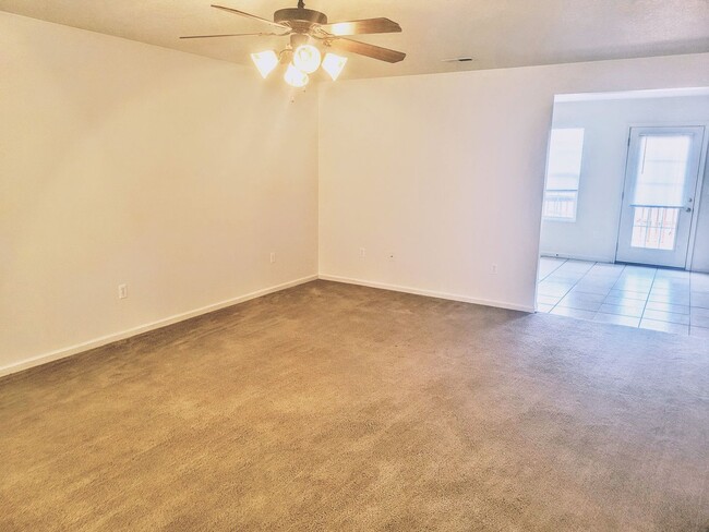 Building Photo - 16212 Holy Cross Ln