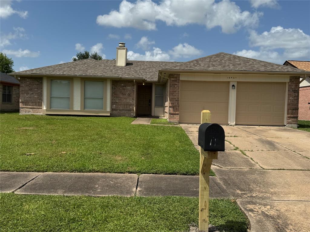 Primary Photo - 16427 Skeet Ct