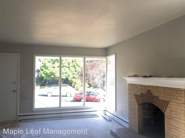 Foto del edificio - 2 br, 2 bath House - 6543 - 44th Ave NE