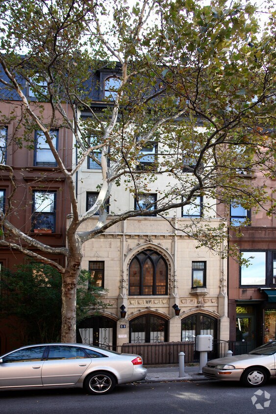 Building Photo - 55 7th Ave