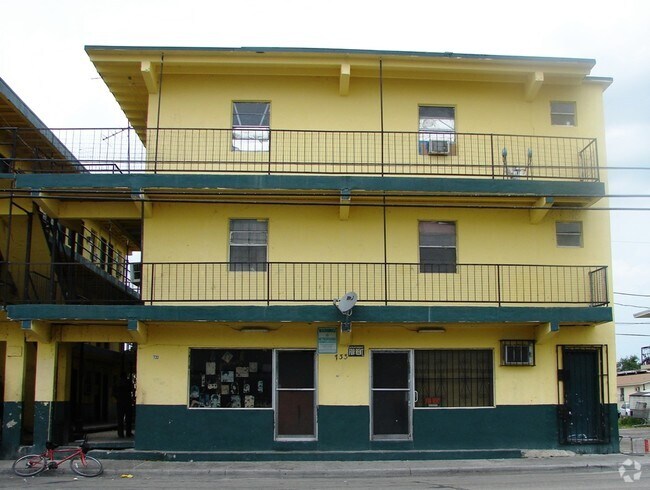 Building Photo - 733 Dr Martin Luther King Jr Blvd W