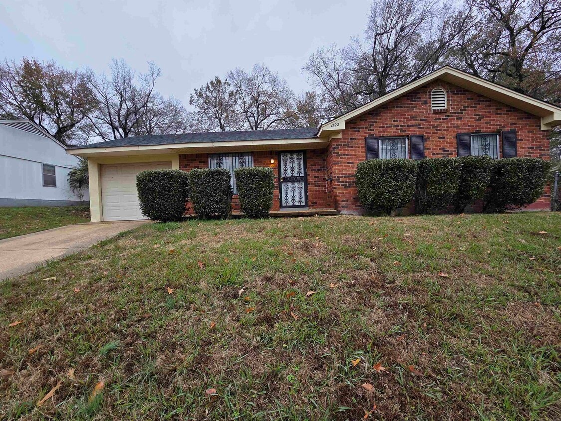 Primary Photo - 2192 Lisa Ave