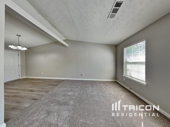 Building Photo - 1326 Stoneleigh Way