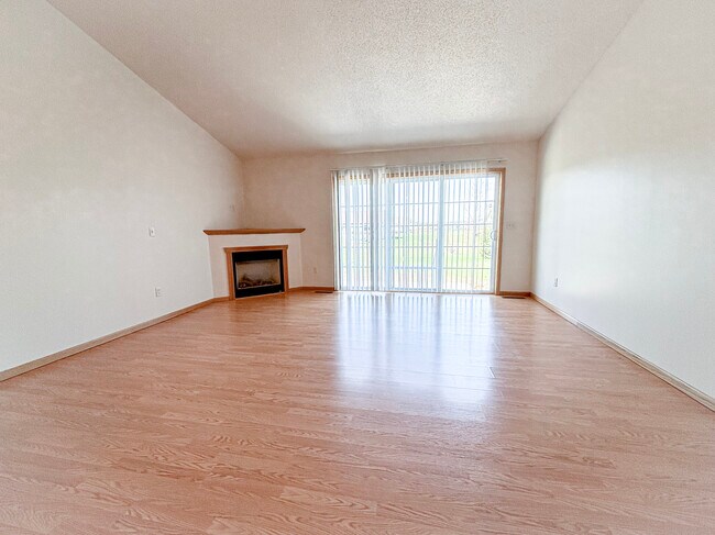 Foto del edificio - 5564 165th St E