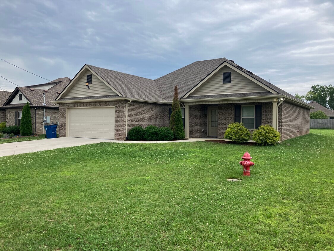 Vista frontal - 538 Preserve Cir