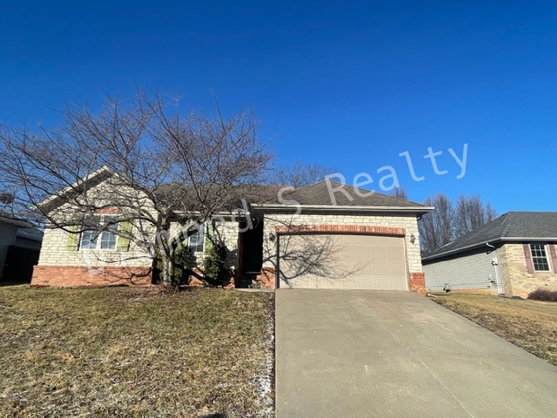 Lovely 3 bedroom home available! Sequiota... - Lovely 3 bedroom home available!  Sequiota...