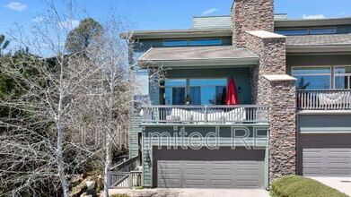 Building Photo - 674 Crosscreek Dr
