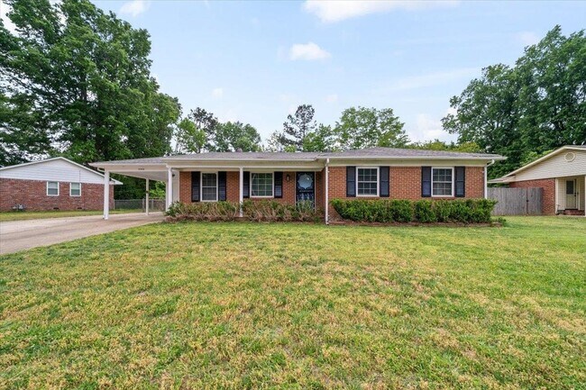 Building Photo - 7283 Juana Dr