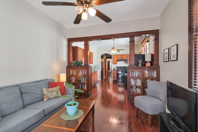 Open living and kitchen - 1721 Rousselin Dr