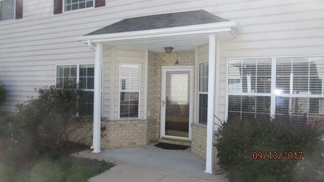 Foto del edificio - 213 Belmont Cir