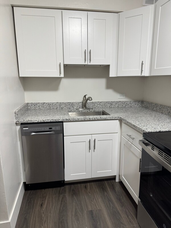 Foto del edificio - 1560 N Prospect Ave