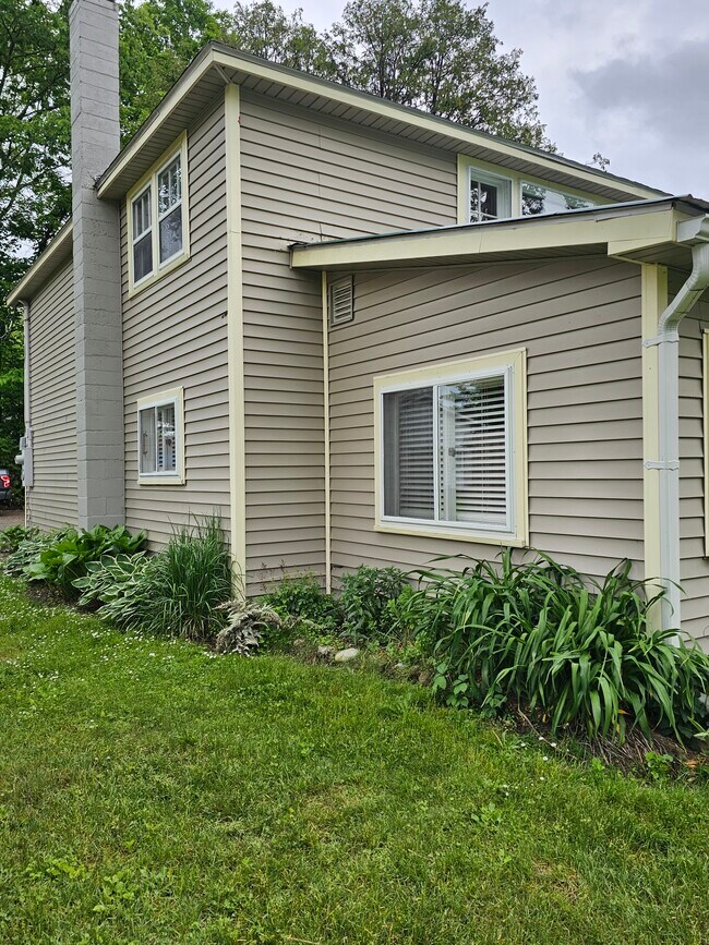 Foto del edificio - 3423 Poplar St