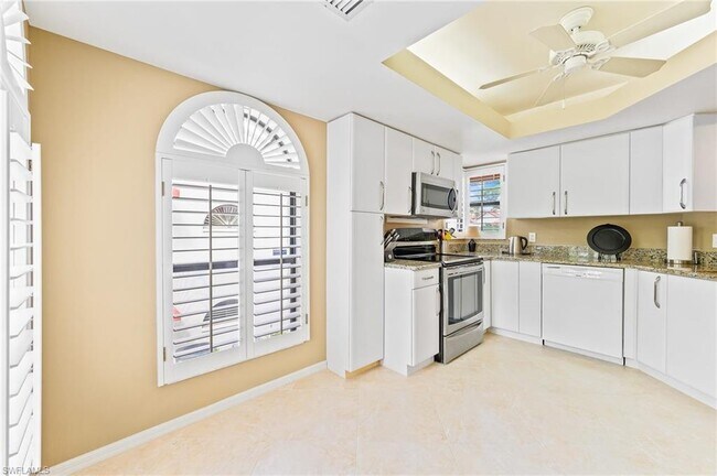 Building Photo - 581 Serendipity Dr