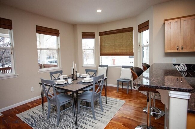 Building Photo - Single family home for rent in Valley West