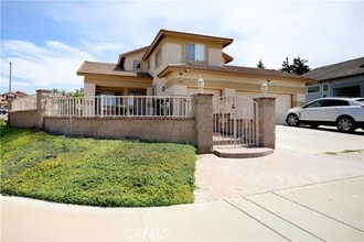 Building Photo - 3447 Alexandra Ave