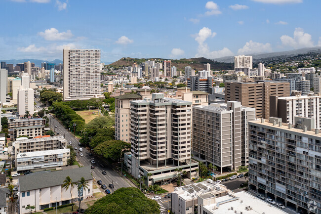 Foto aérea - Sovereign Condominiums