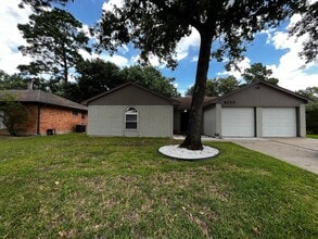 Building Photo - 6223 Brookgate Dr