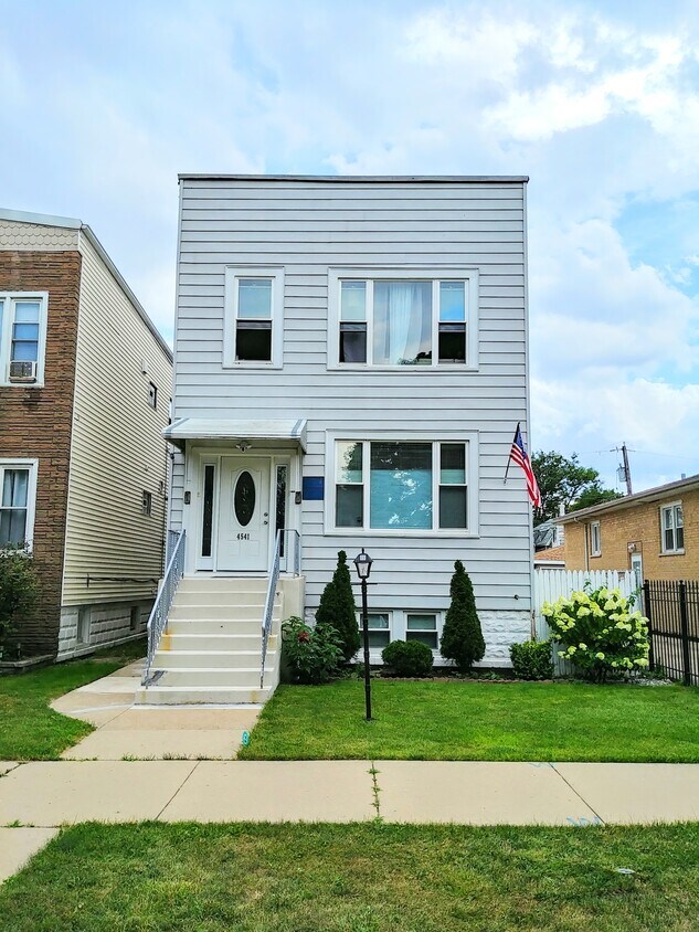 4541 W Altgeld St, Chicago, IL 60639 4541 W Altgeld St Chicago, IL
