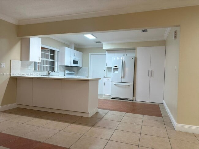 Building Photo - 2461 SW 117th Ct