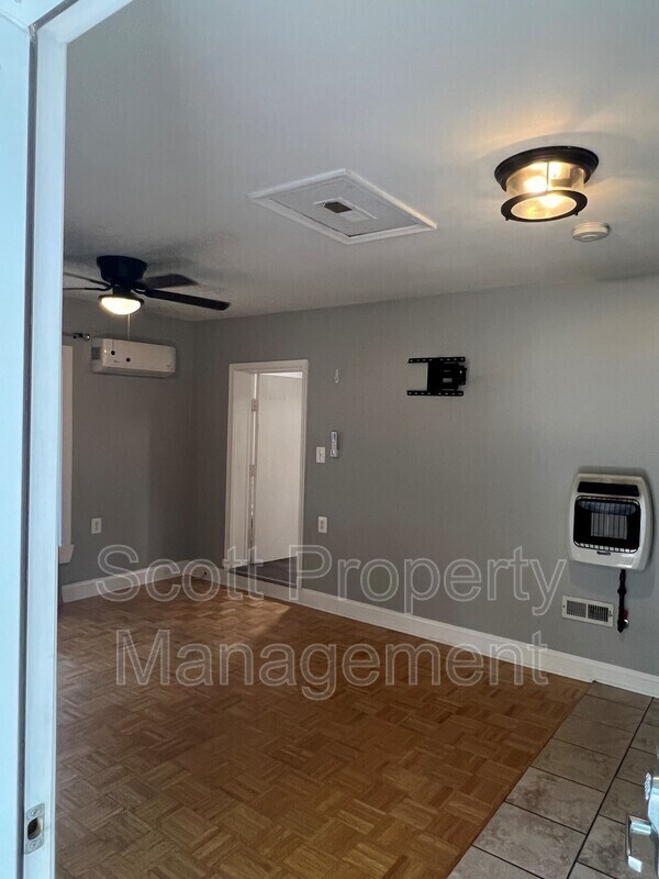 Building Photo - 7629 3rd Ave