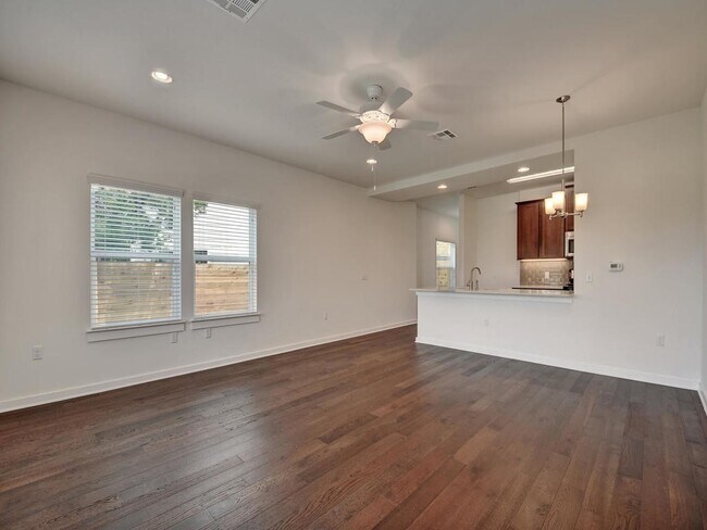 Building Photo - 8929 Parker Ranch Cir