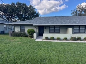 Building Photo - 2001 NE 17th Pl