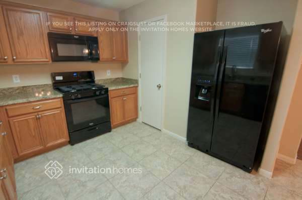 Foto del edificio - 11727 Standing Pine Ln