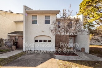 Building Photo - 40 Meander Row