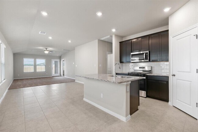 Foto del edificio - 128 Skycroft Cir