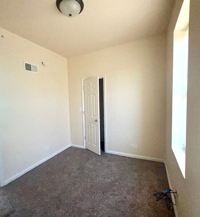 12705 Honore St Unit 2S, Blue Island, IL 60406 12705 Honore St Blue