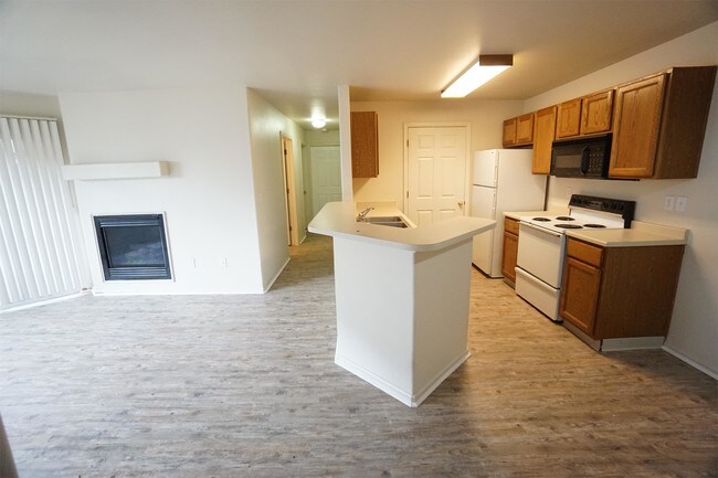 Building Photo - 5907 S Gallup St