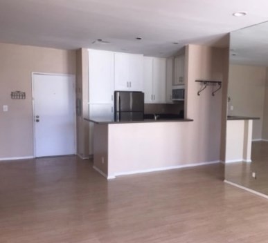 Foto principal - 23901 Civic Center Way