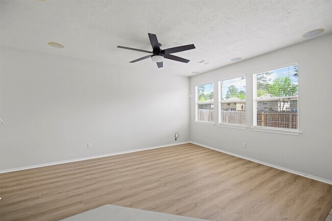 Foto del edificio - 235 W Stedhill Loop