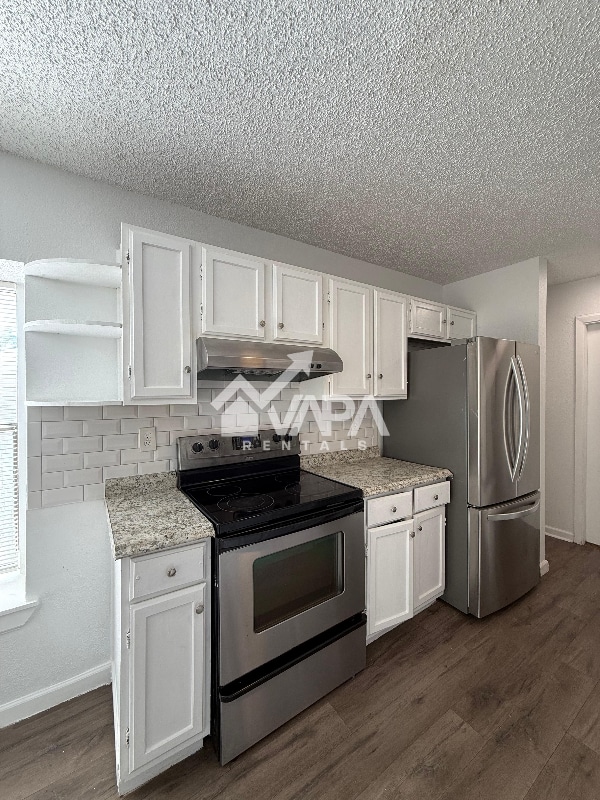 Building Photo - 826 Thrasher Dr