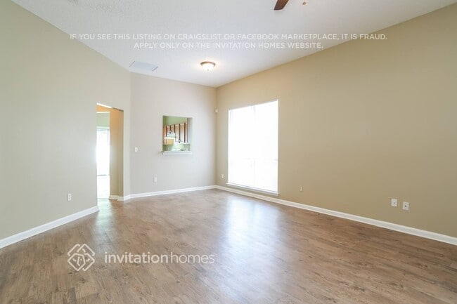 Foto del edificio - 3963 Pebble Brooke Circle South
