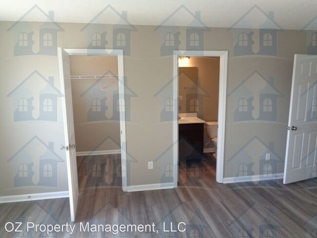 Building Photo - 4 br, 2.5 bath House - 404 Herbert Avenue,