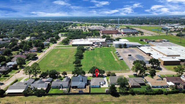 Foto del edificio - 11218 Sagedowne Ln