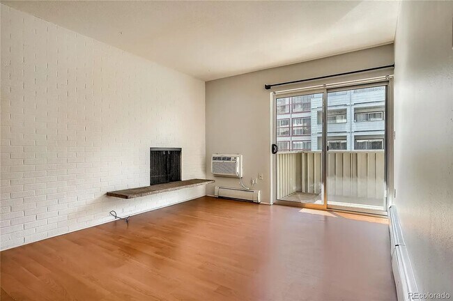 Foto del edificio - 4110 Hale Pkwy