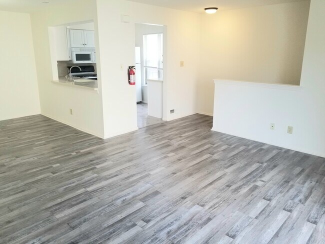 Foto del edificio - 1904 Ralston Dr